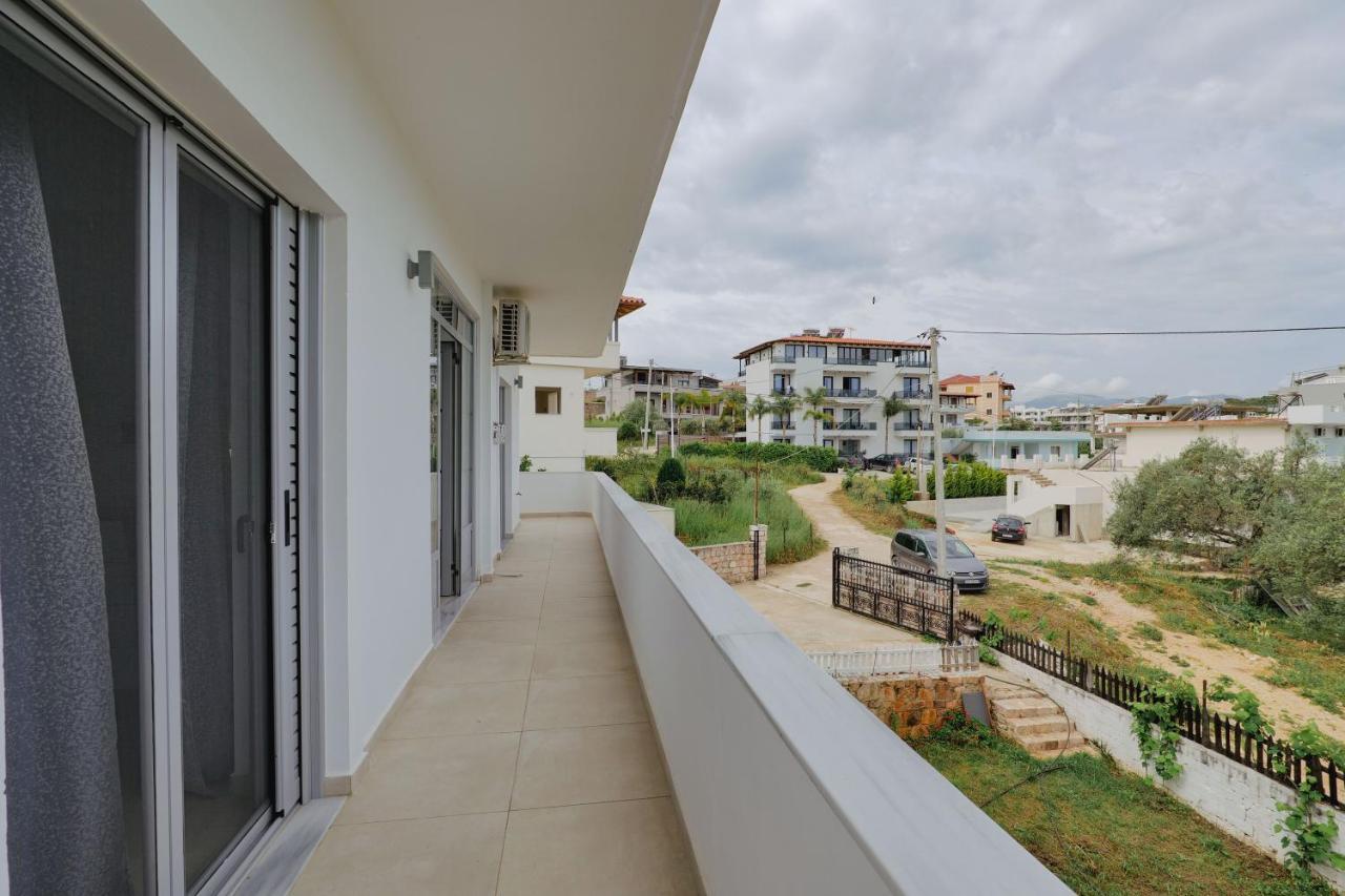 Violeta apartments white 2 bedrooms Ksamil Buitenkant foto