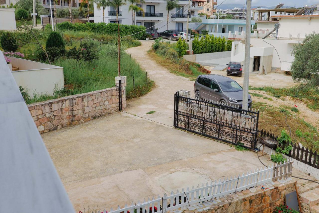 Violeta apartments white 2 bedrooms Ksamil Buitenkant foto