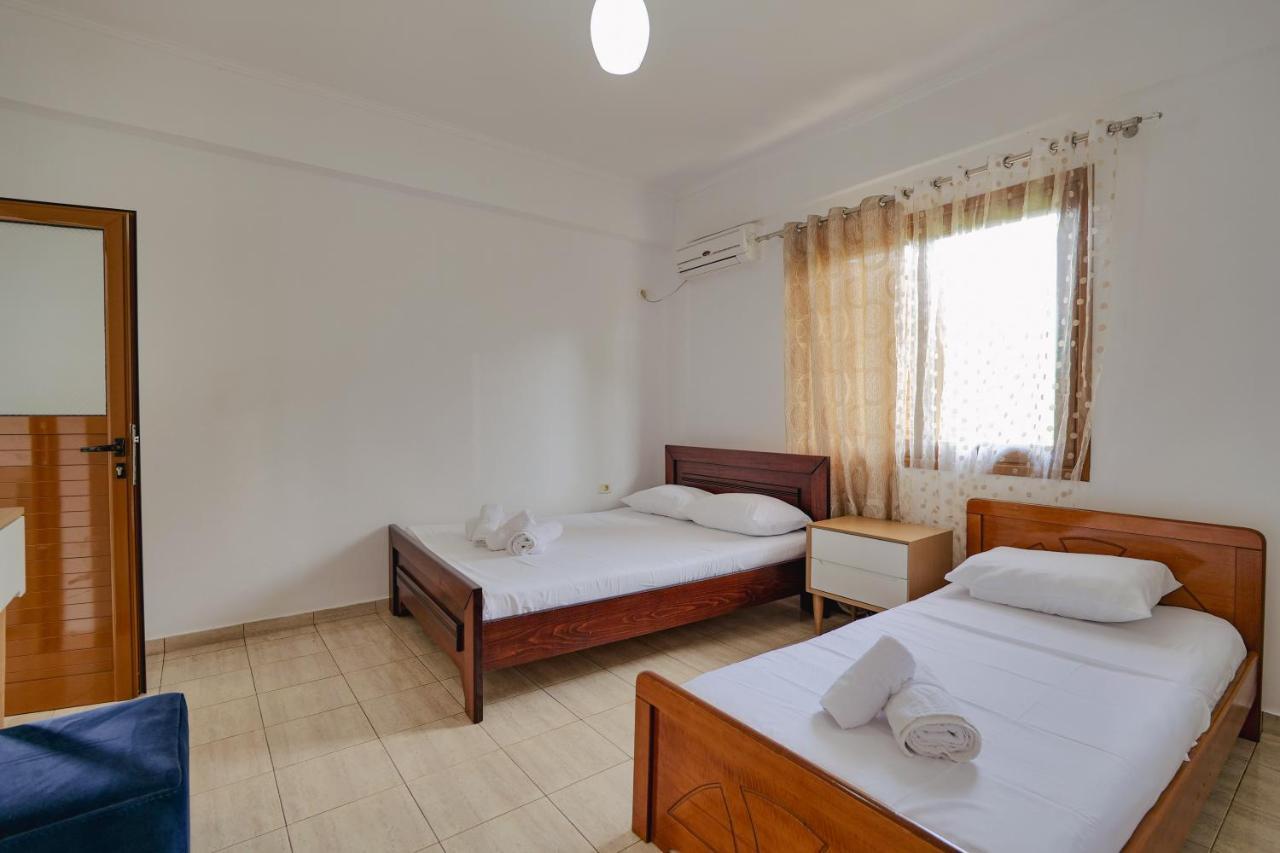 Violeta apartments white 2 bedrooms Ksamil Buitenkant foto