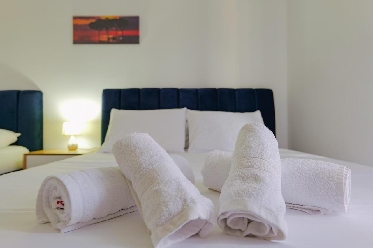 Violeta apartments white 2 bedrooms Ksamil Buitenkant foto