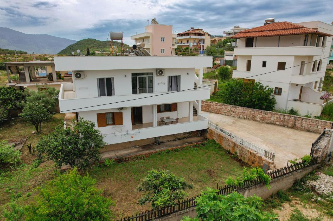 Violeta apartments white 2 bedrooms Ksamil Buitenkant foto